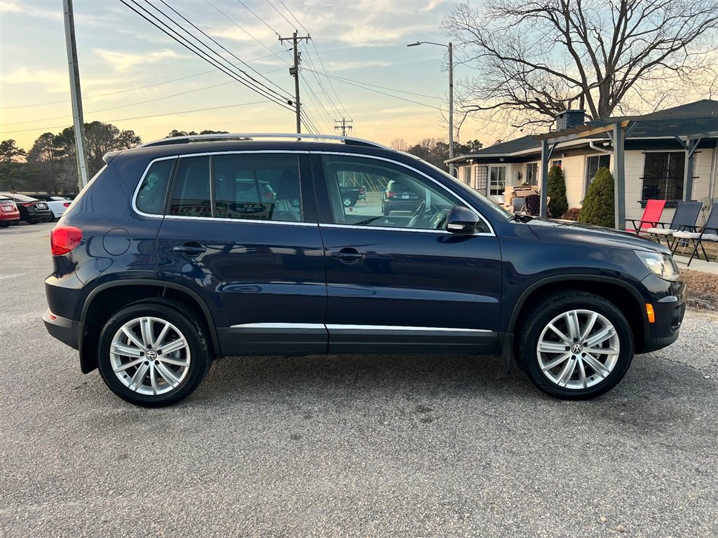 Used 2016 Volkswagen Tiguan SE image 6
