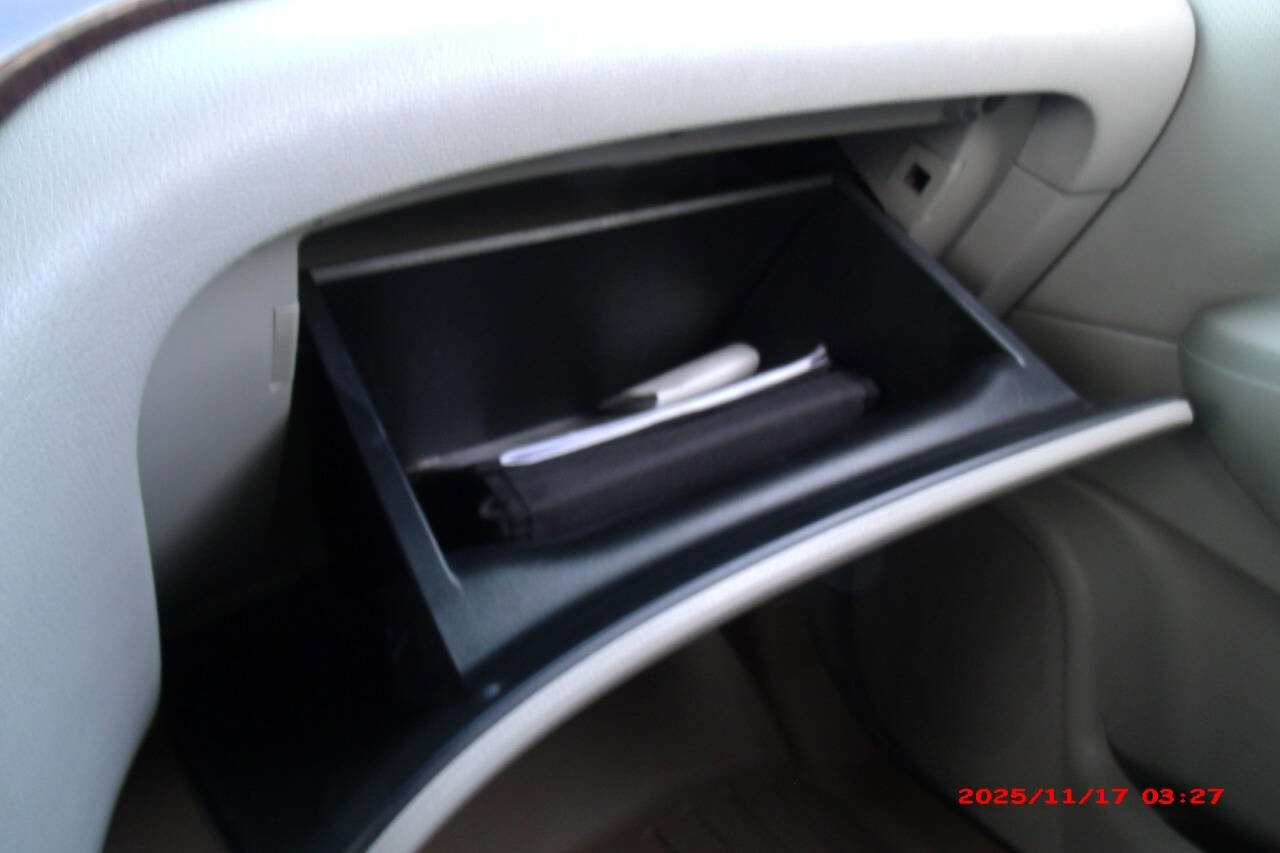 Used 2016 Nissan Quest SV image 41