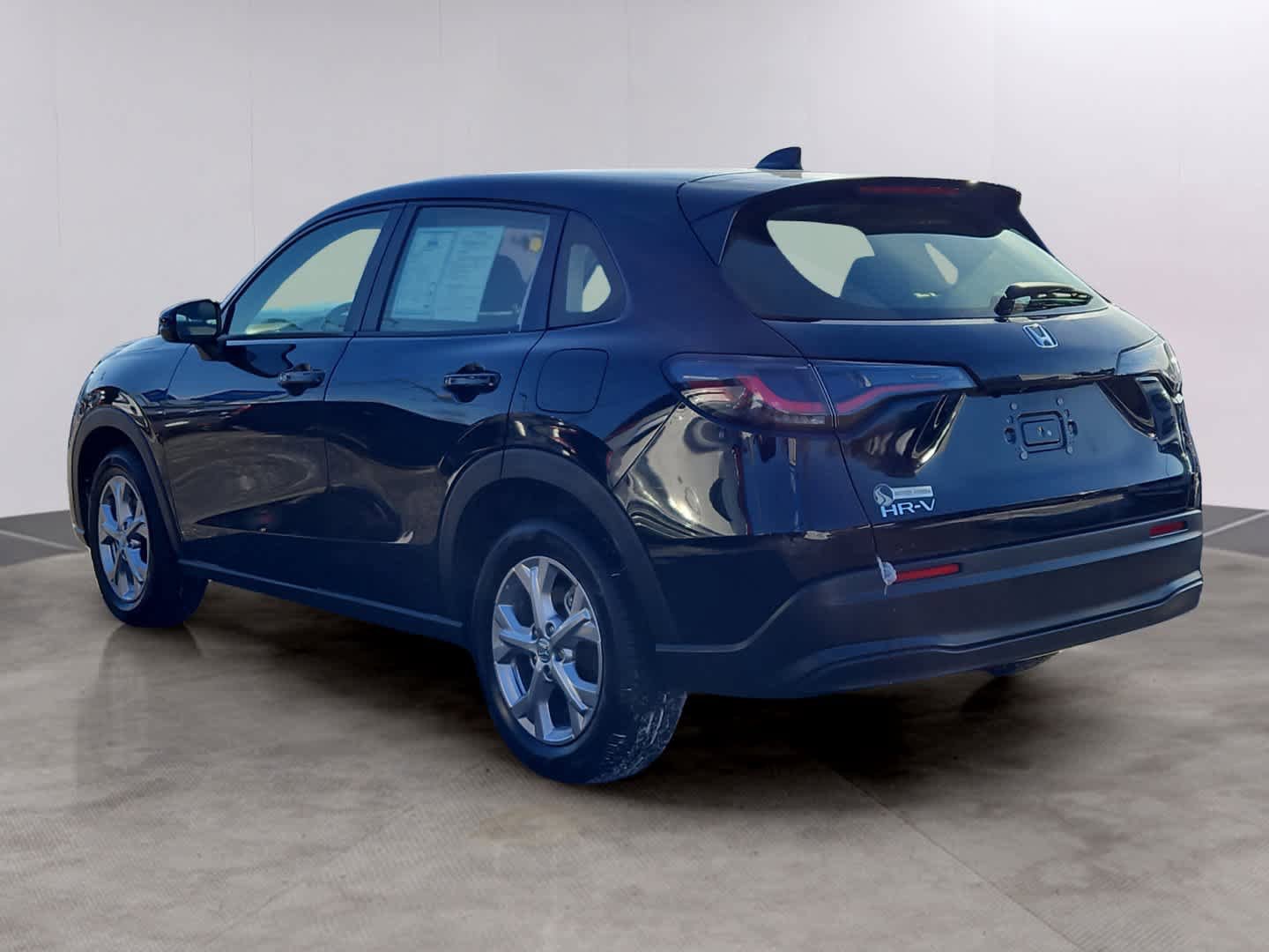 Certified 2023 Honda HR-V LX image 6