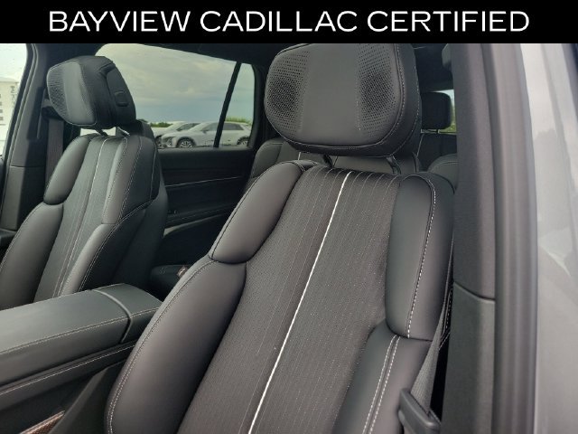 Certified 2026 Cadillac Vistiq Sport w/ LPO, Floor Liner Package AWD/4WD image 20