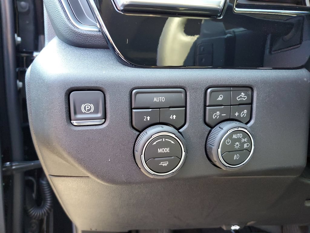 New 2026 Chevrolet Silverado 1500 RST w/ Redline Edition AWD/4WD image 19