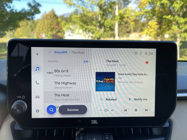 New 2025 Toyota RAV4 Limited image 17