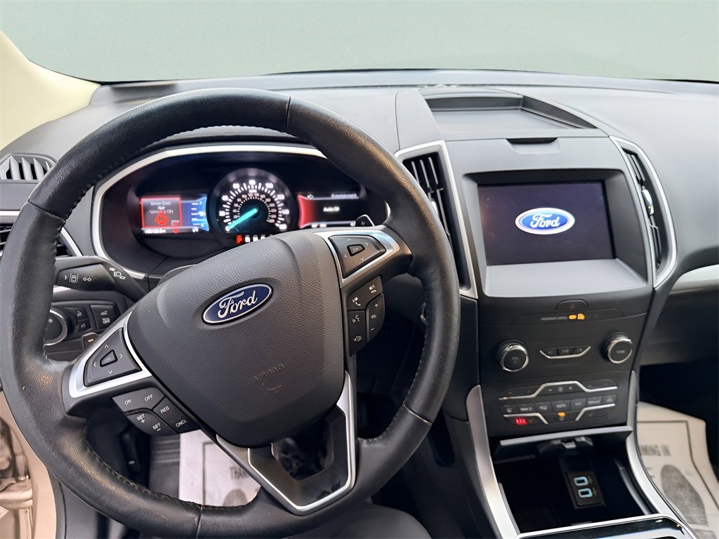 Used 2020 Ford Edge SEL w/ Convenience Package image 17