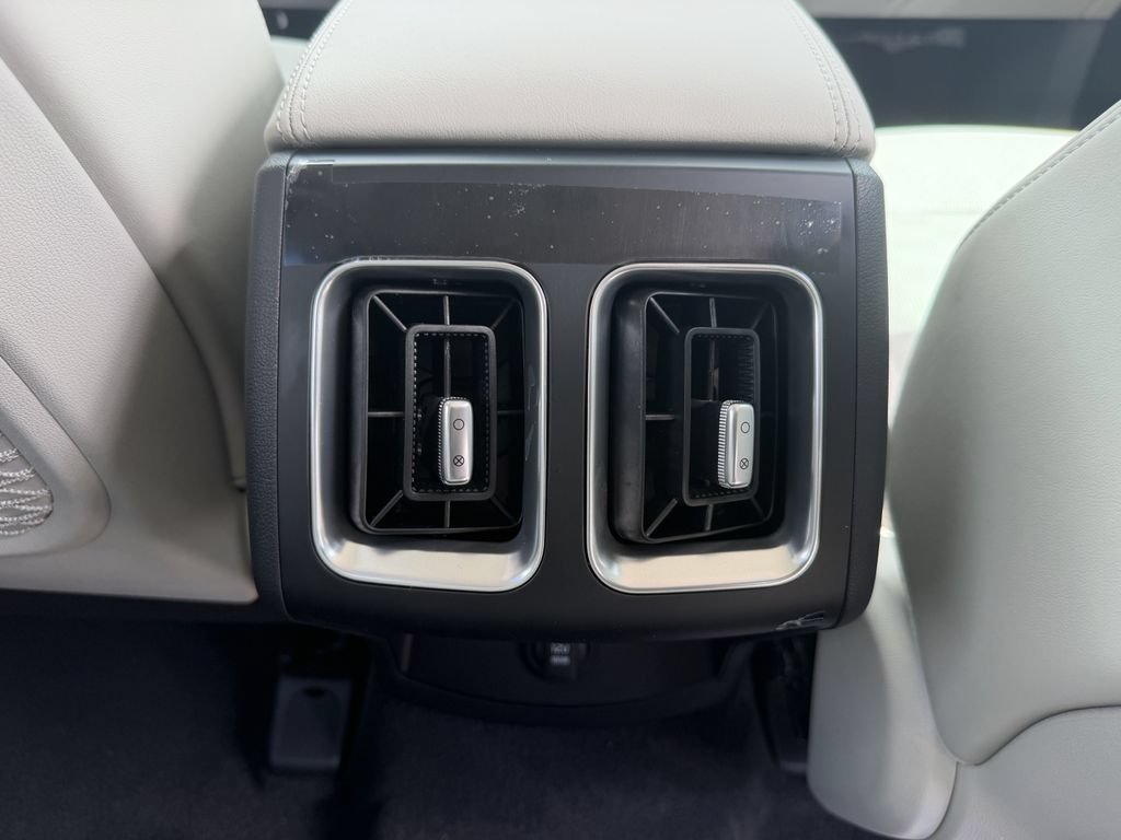 New 2026 Kia Sorento S FWD image 16