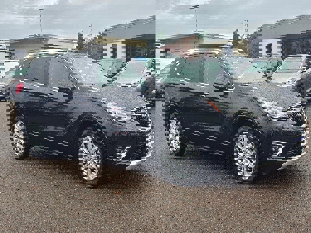 Used 2019 Buick Envision Premium w/ Driver Confidence Package image 2