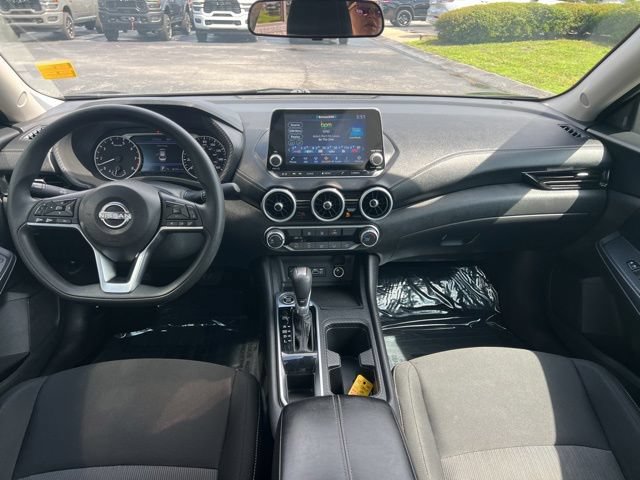 Used 2024 Nissan Sentra SV FWD image 19