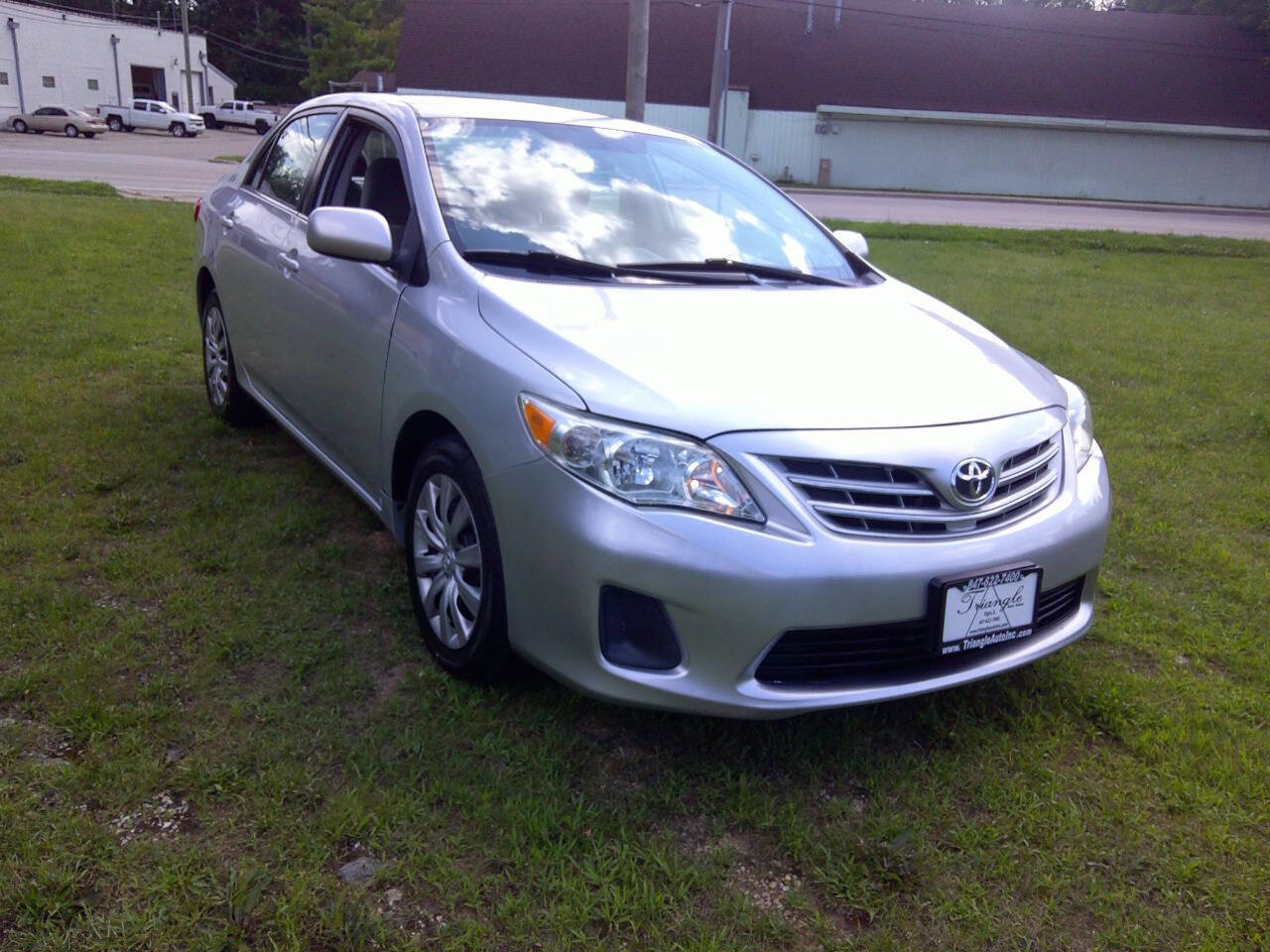 Used 2013 Toyota Corolla LE image 3