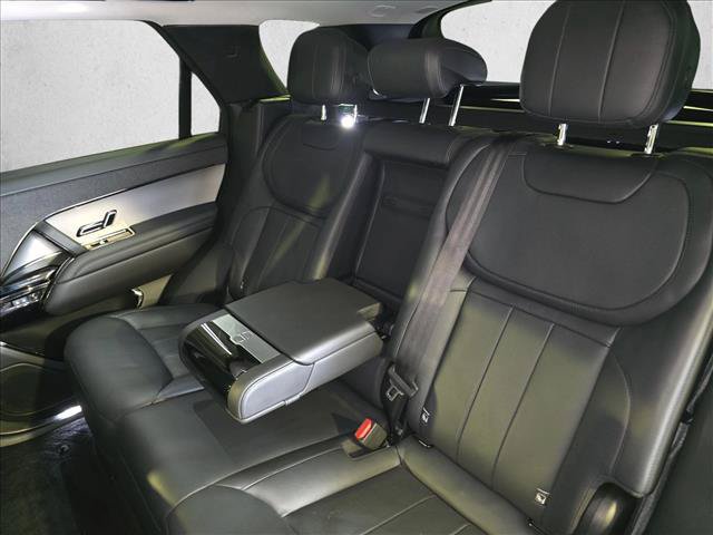 Used 2023 Land Rover Range Rover Sport SE AWD/4WD image 14