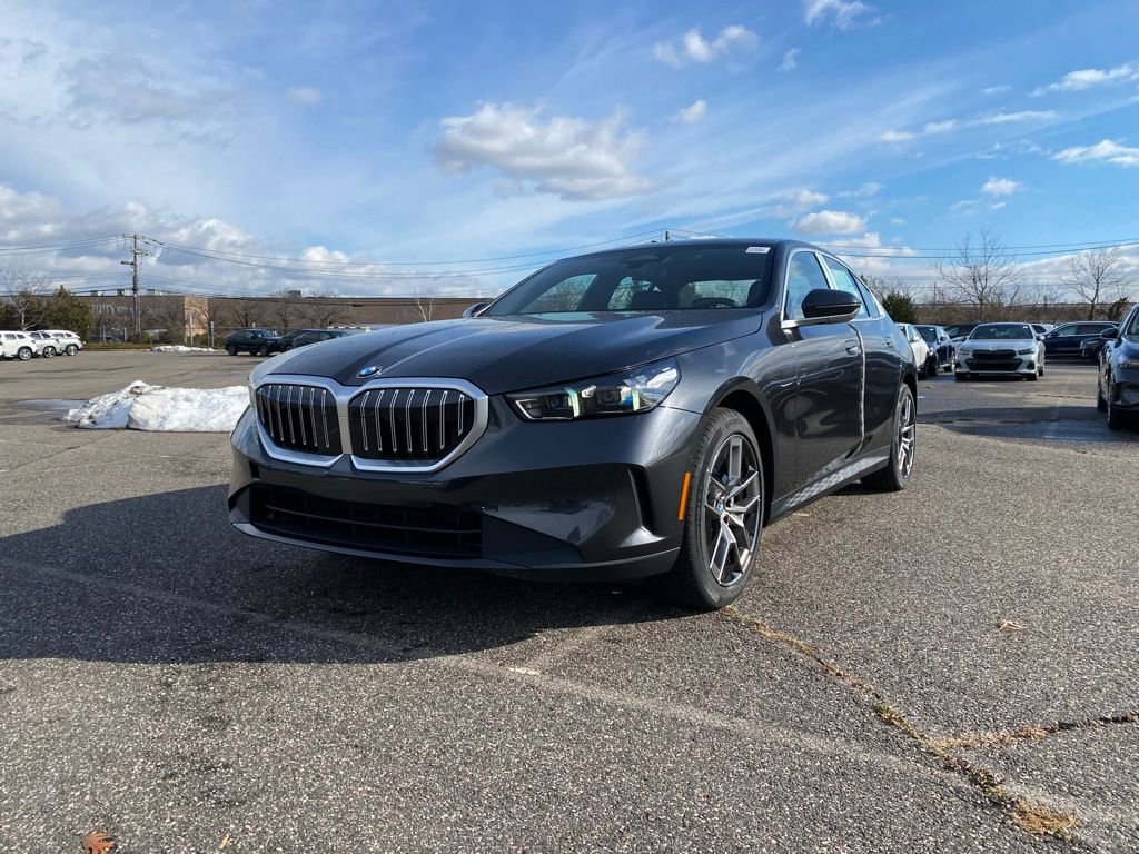New 2026 BMW 530i xDrive w/ Convenience Package AWD/4WD image 1