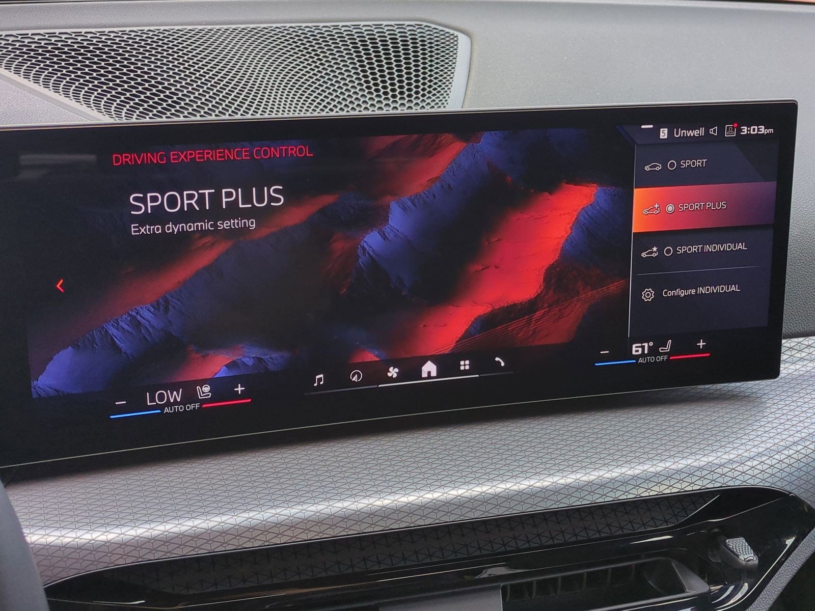 Used 2025 BMW M340i Sedan RWD image 23