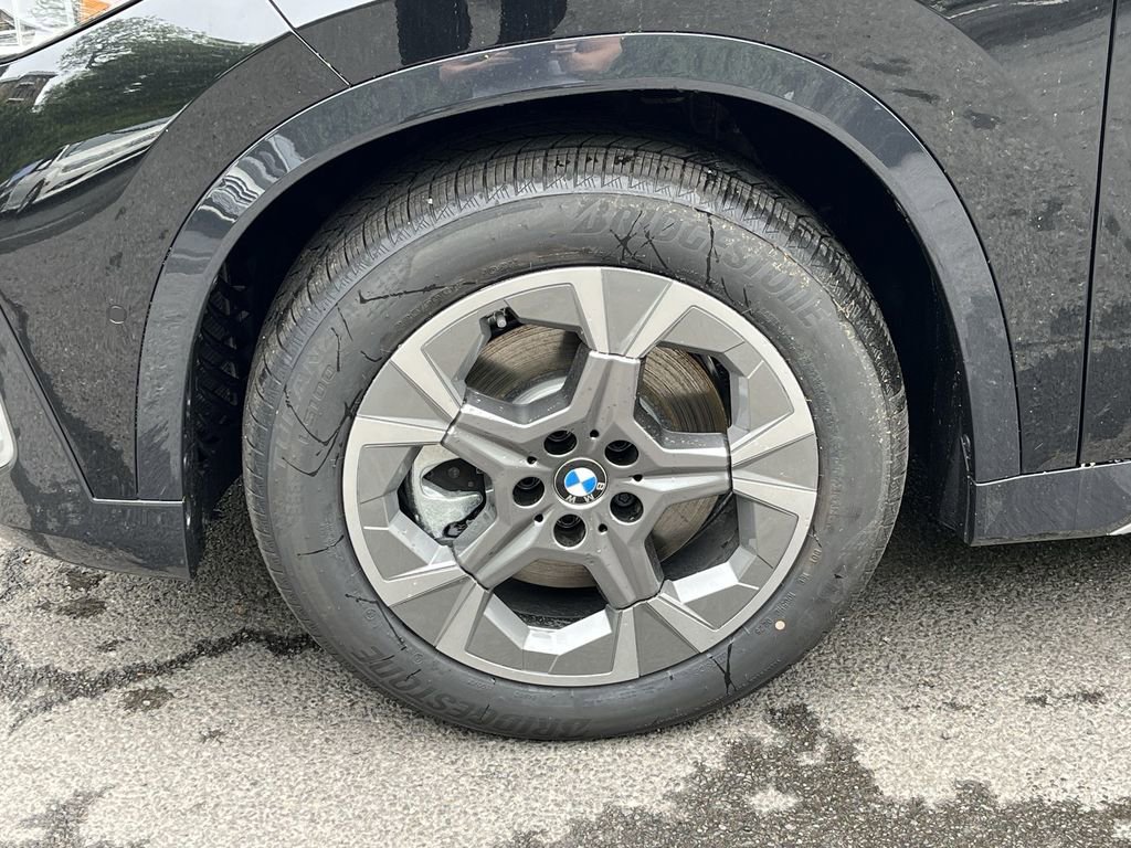 Used 2025 BMW X1 xDrive28i w/ Technology Package image 10