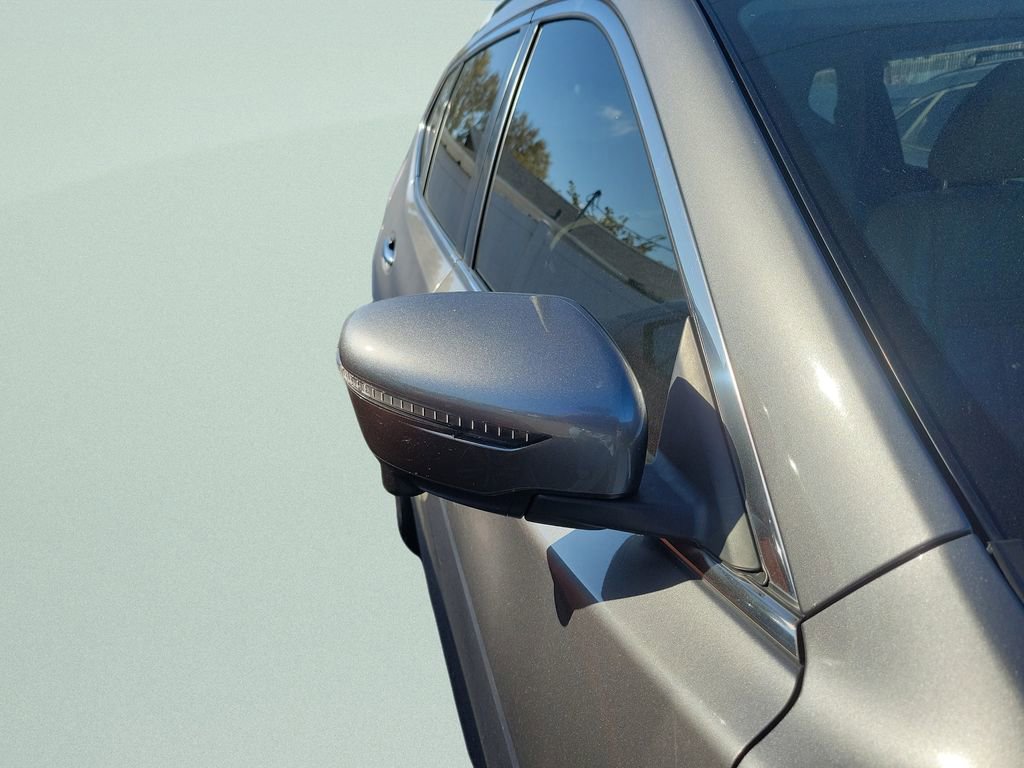 Used 2016 Nissan Rogue SL image 7