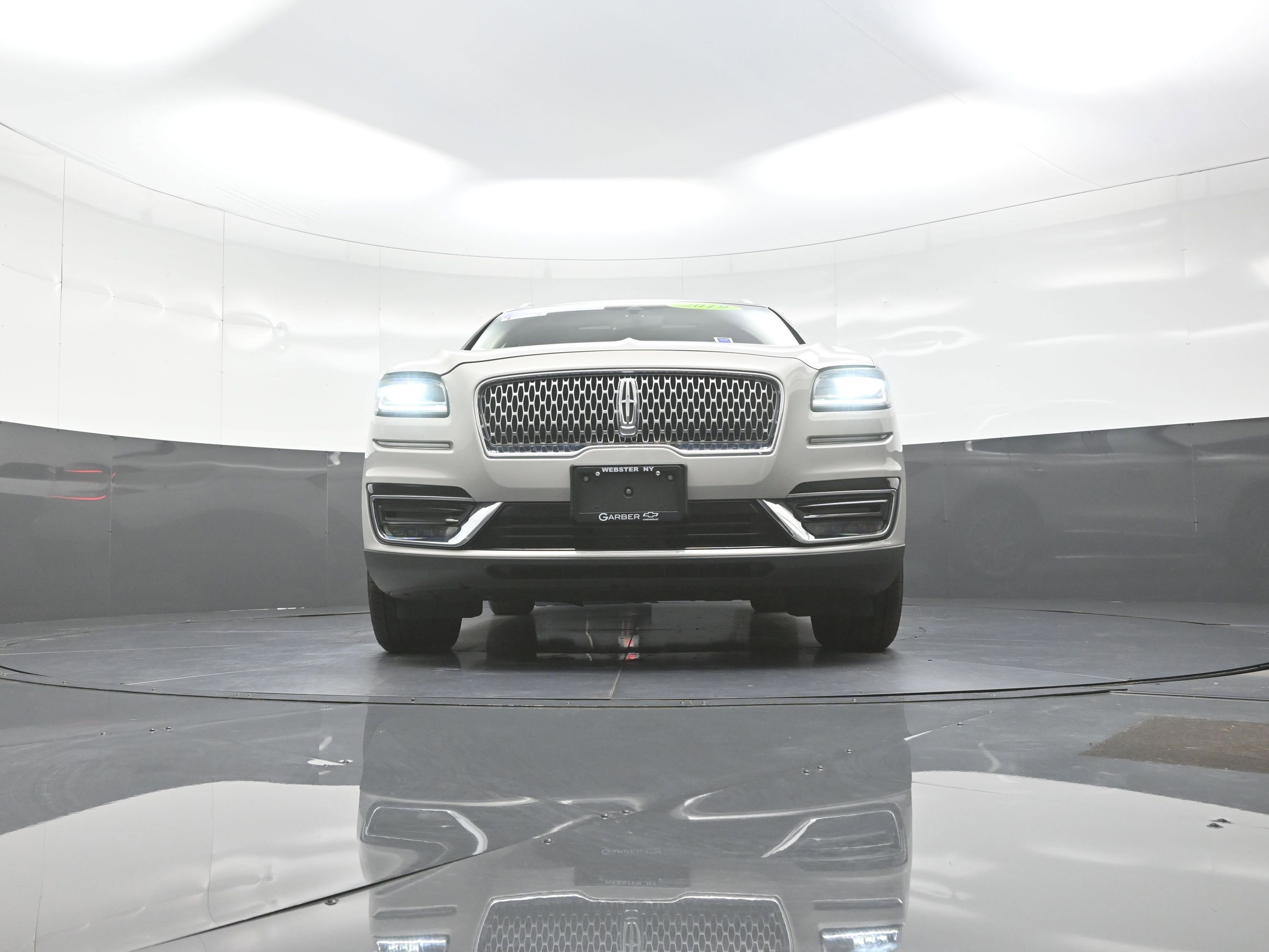 Used 2019 Lincoln Nautilus Reserve w/ Driver Assistance Package image 10