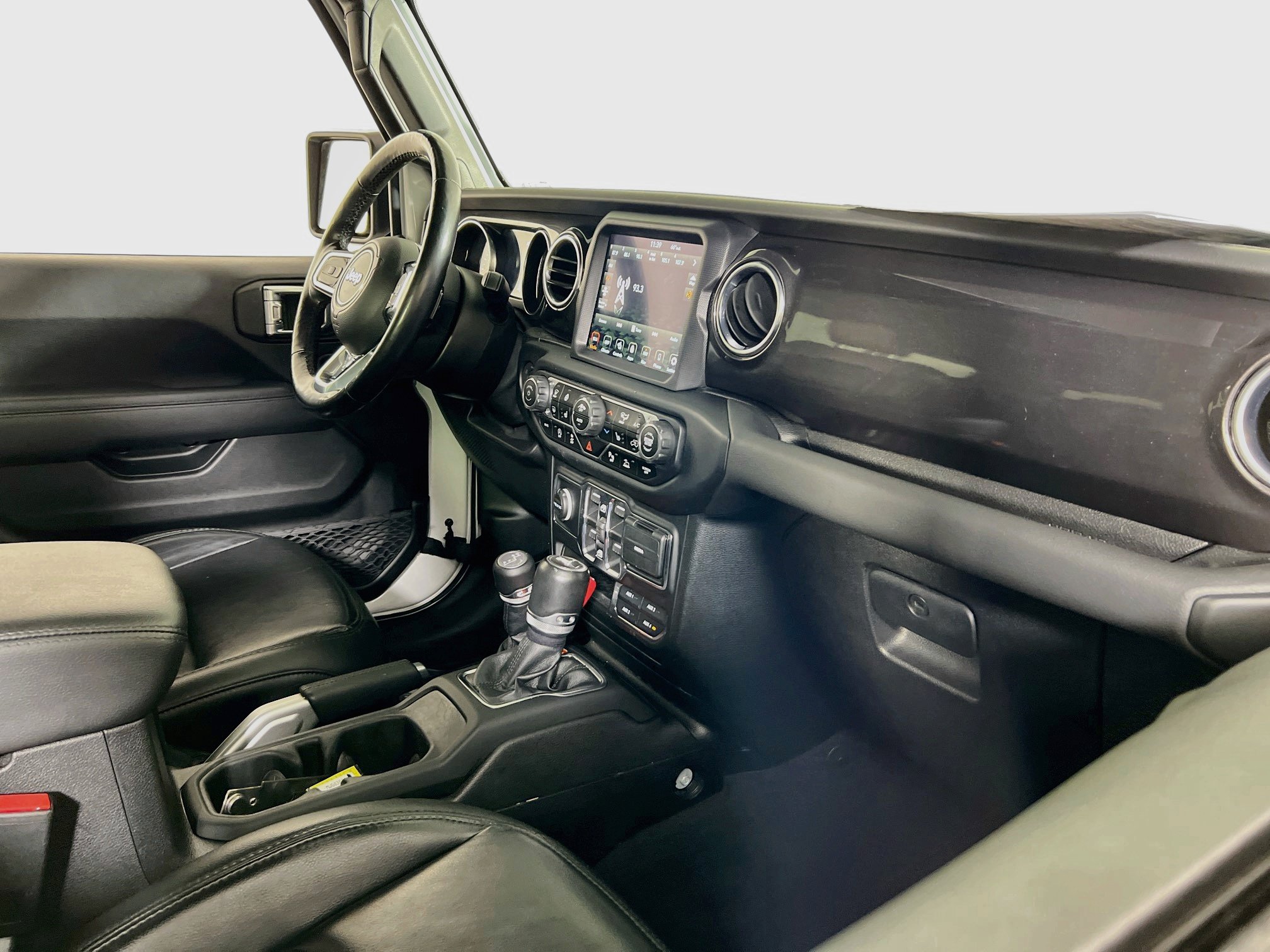 Used 2021 Jeep Wrangler Unlimited Sahara AWD/4WD image 27