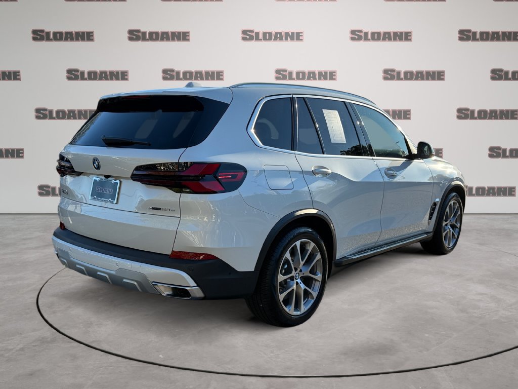 Certified 2026 BMW X5 xDrive50e w/ Executive Package AWD/4WD image 5