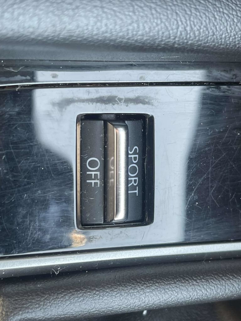Used 2024 MAZDA MAZDA3 s FWD image 29
