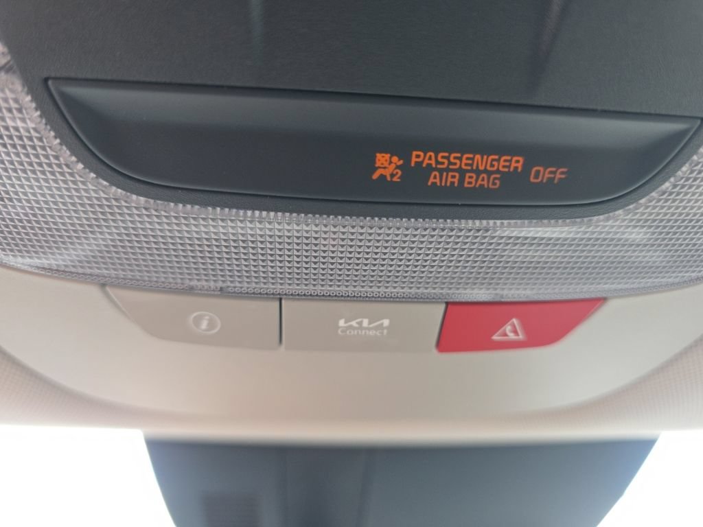 Used 2023 Kia Sportage EX FWD image 25