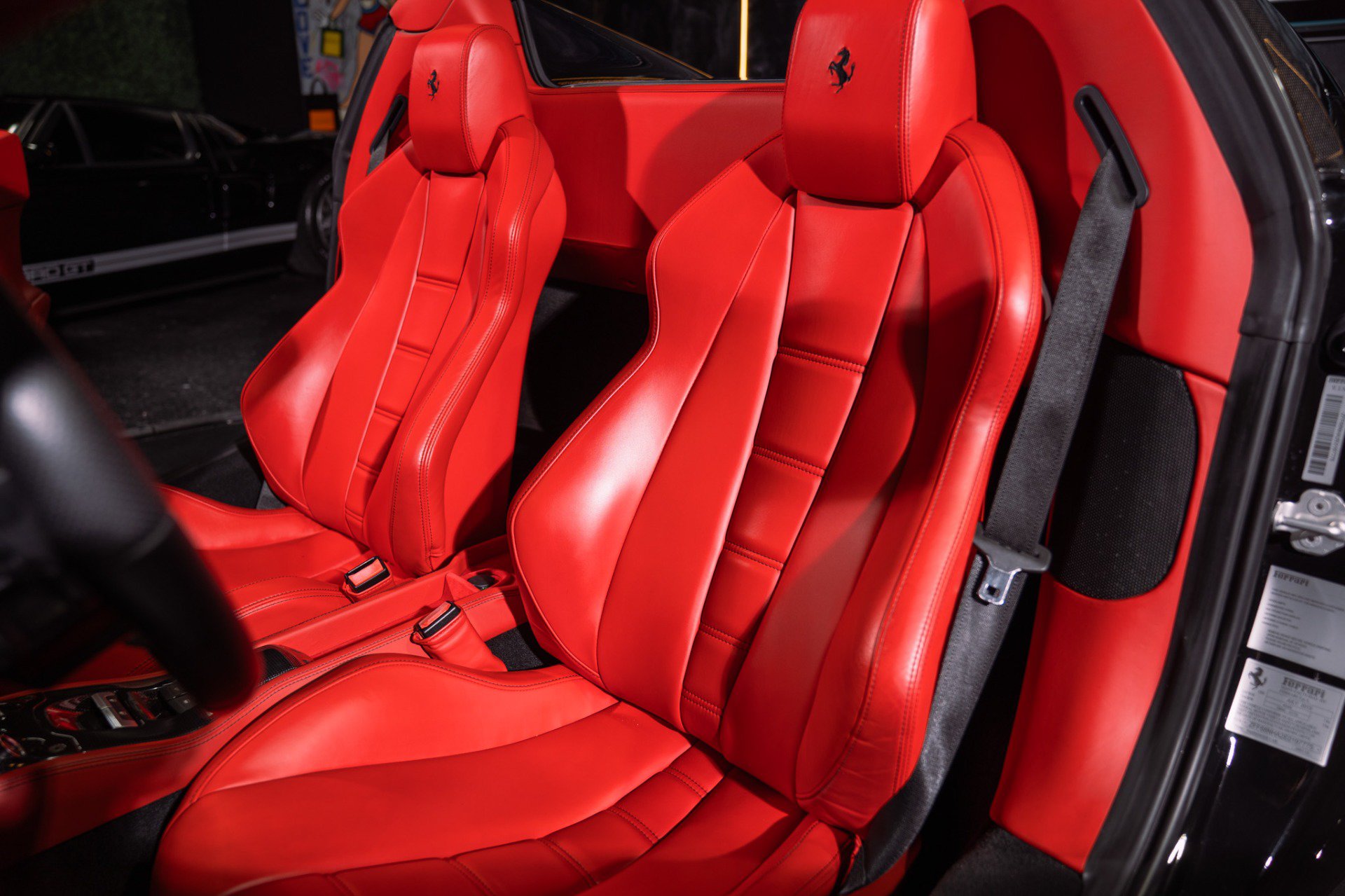 Used 2014 Ferrari 458 Spider RWD image 33