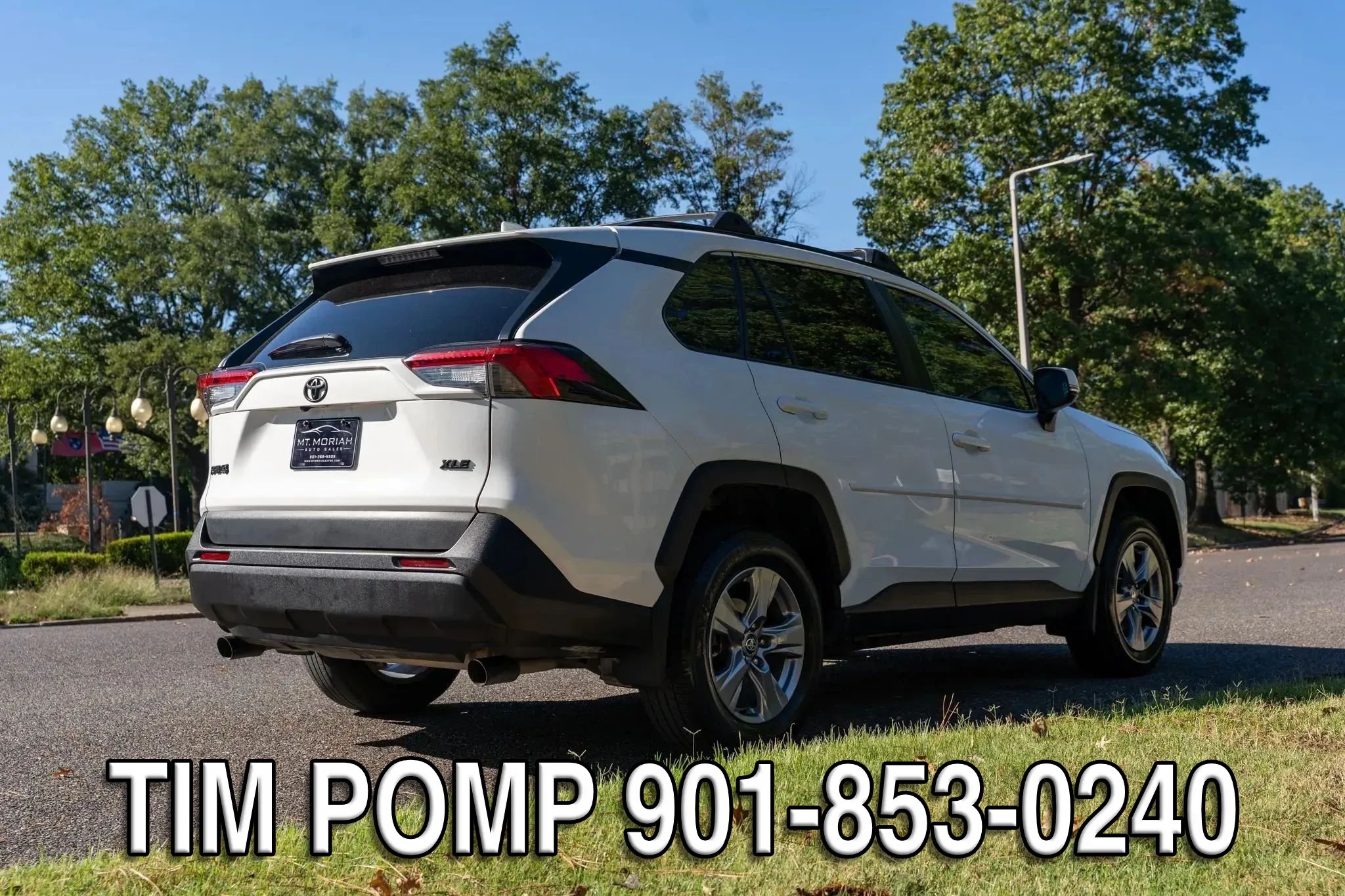 Used 2025 Toyota RAV4 XLE w/ Convenience Package FWD image 6