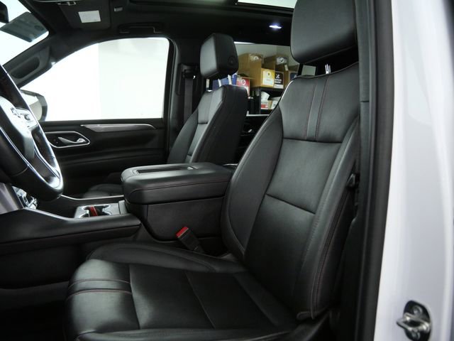 Used 2023 Chevrolet Suburban RST w/ Sport Performance Package AWD/4WD image 18