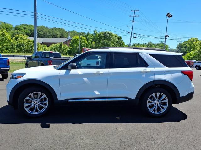 Used 2020 Ford Explorer XLT w/ Equipment Group 202A AWD/4WD image 8