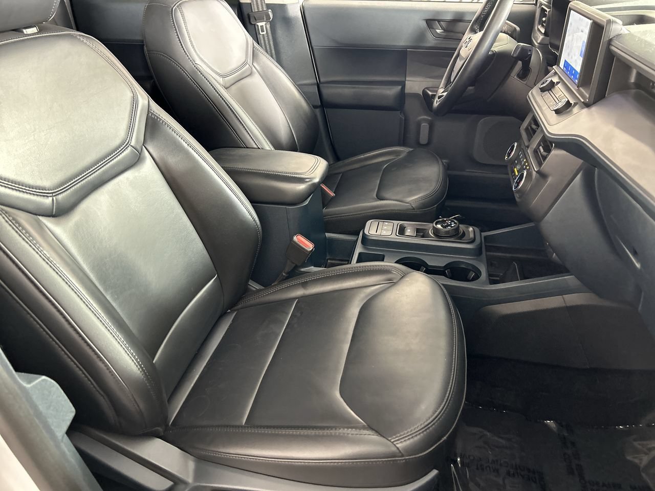 Used 2024 Ford Maverick Lariat w/ Black Appearance Package FWD image 26