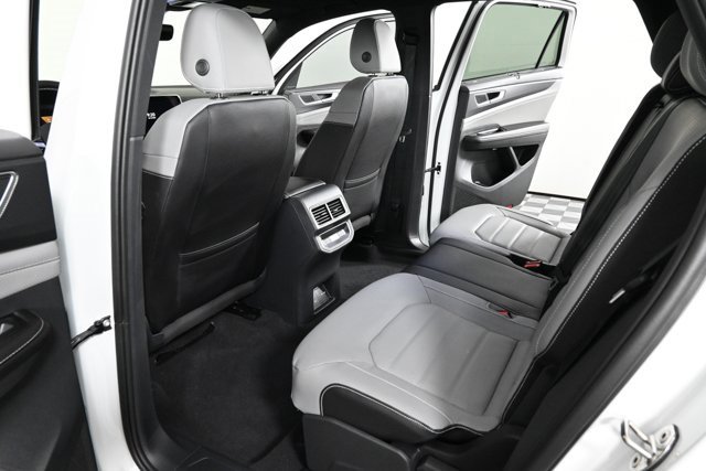 New 2026 Volkswagen Atlas Cross Sport SEL image 15