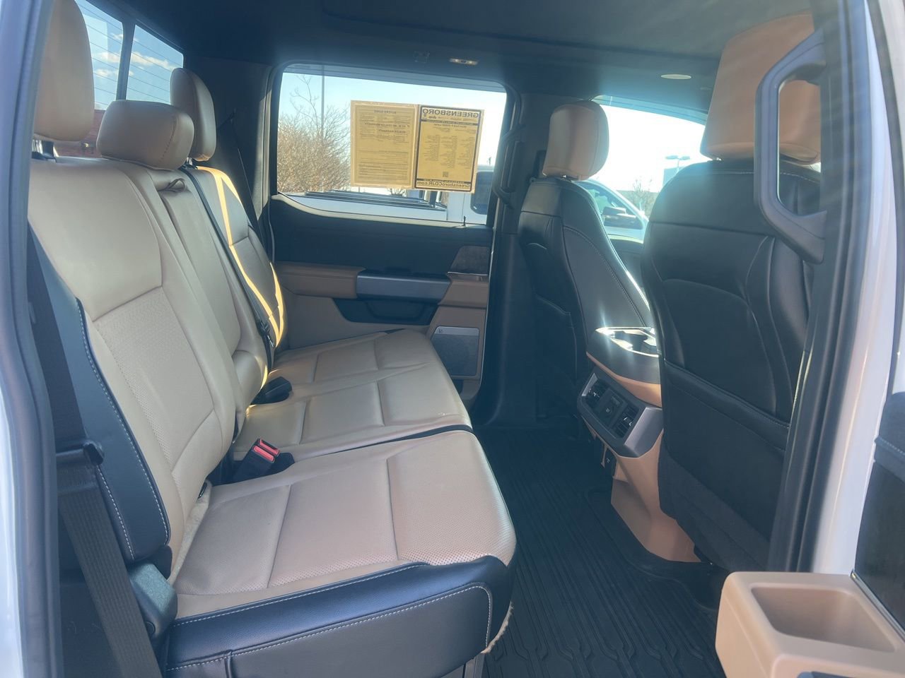 Used 2024 Ford F350 Lariat w/ Lariat Ultimate Package image 18