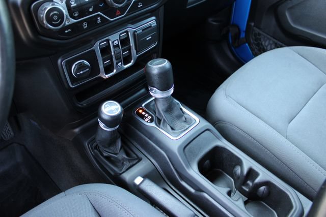 Used 2021 Jeep Gladiator Sport AWD/4WD image 28