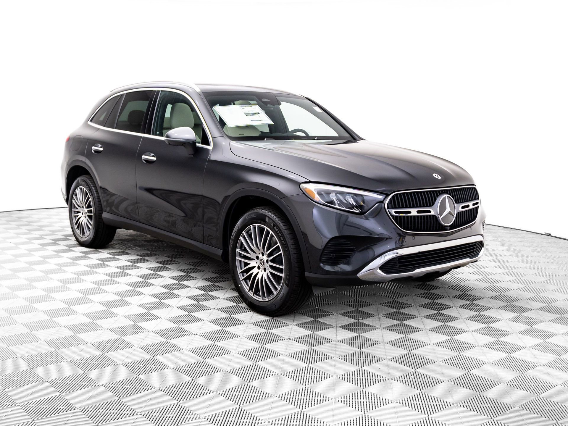 New 2026 Mercedes-Benz GLC 300 4MATIC image 8