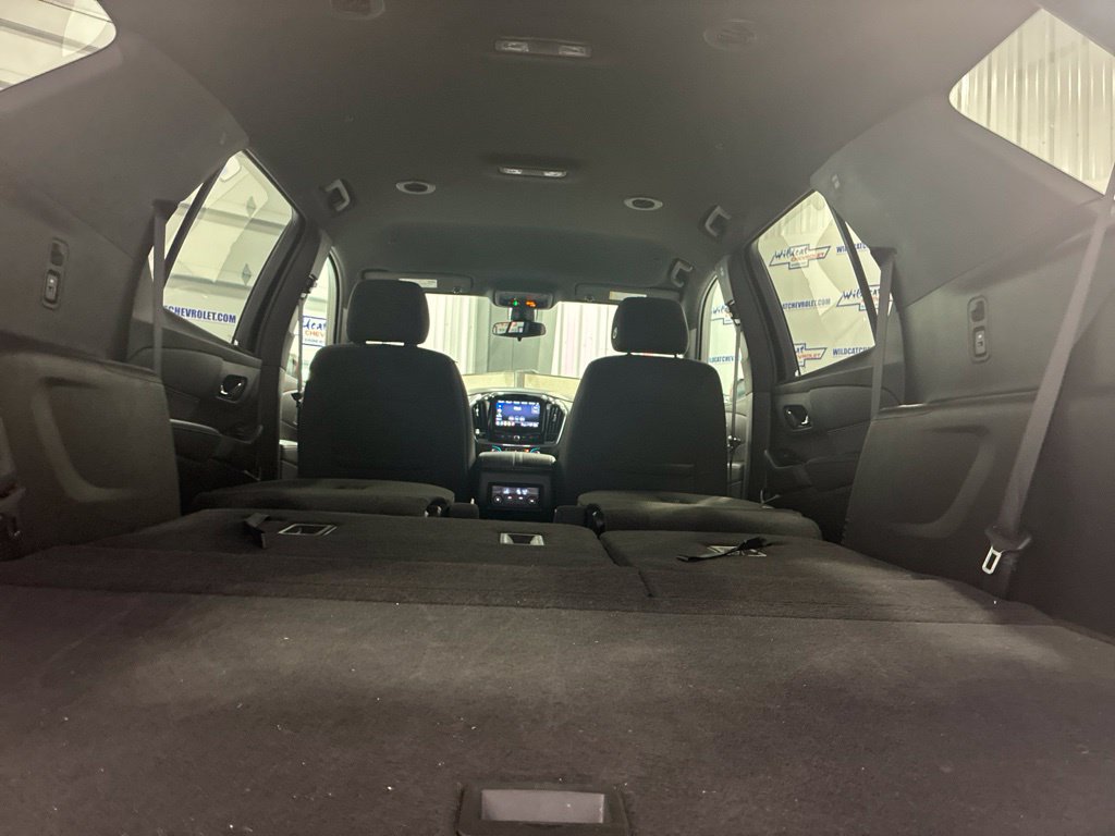 Used 2023 Chevrolet Traverse LT AWD/4WD image 37