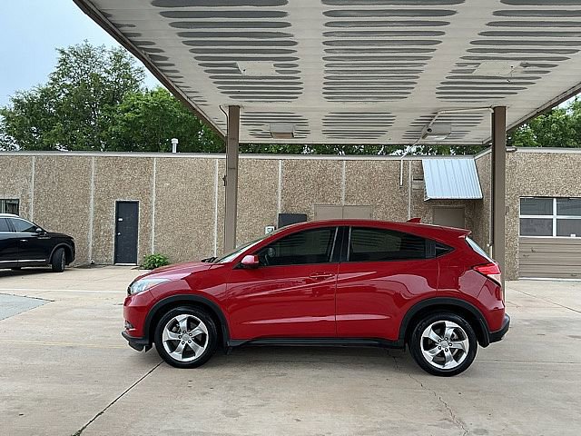 Used 2017 Honda HR-V LX image 8