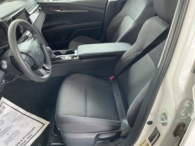 Used 2025 Toyota Camry LE FWD image 14