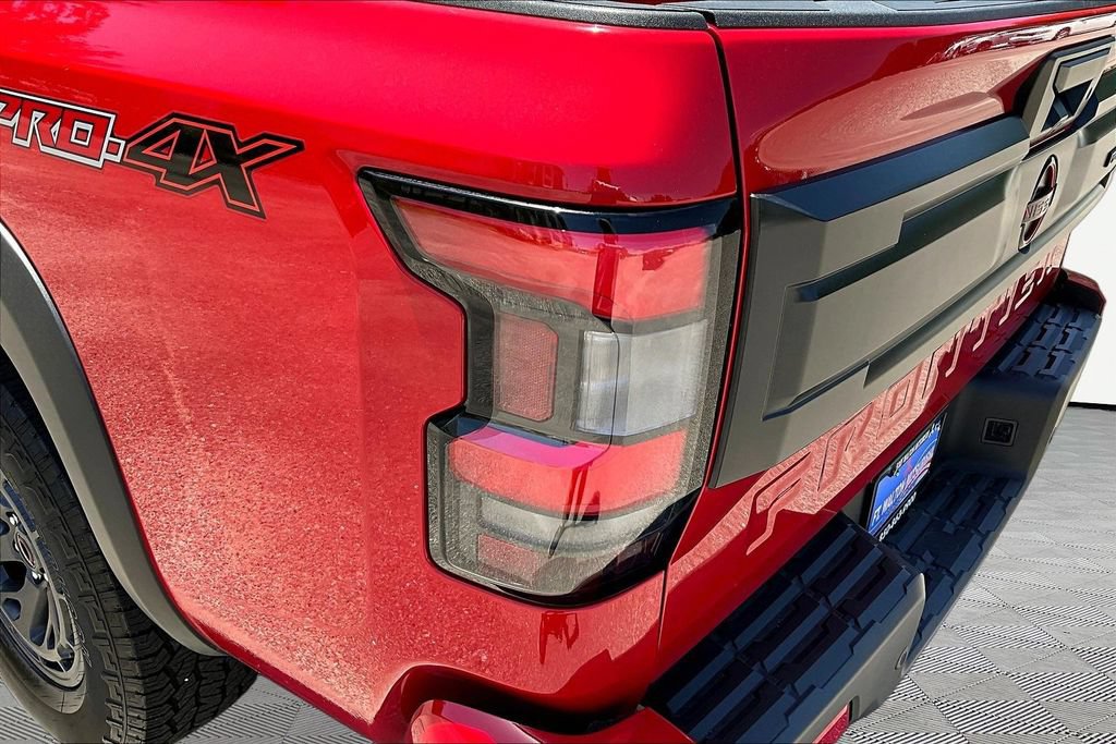 Used 2026 Nissan Frontier PRO-4X AWD/4WD image 24