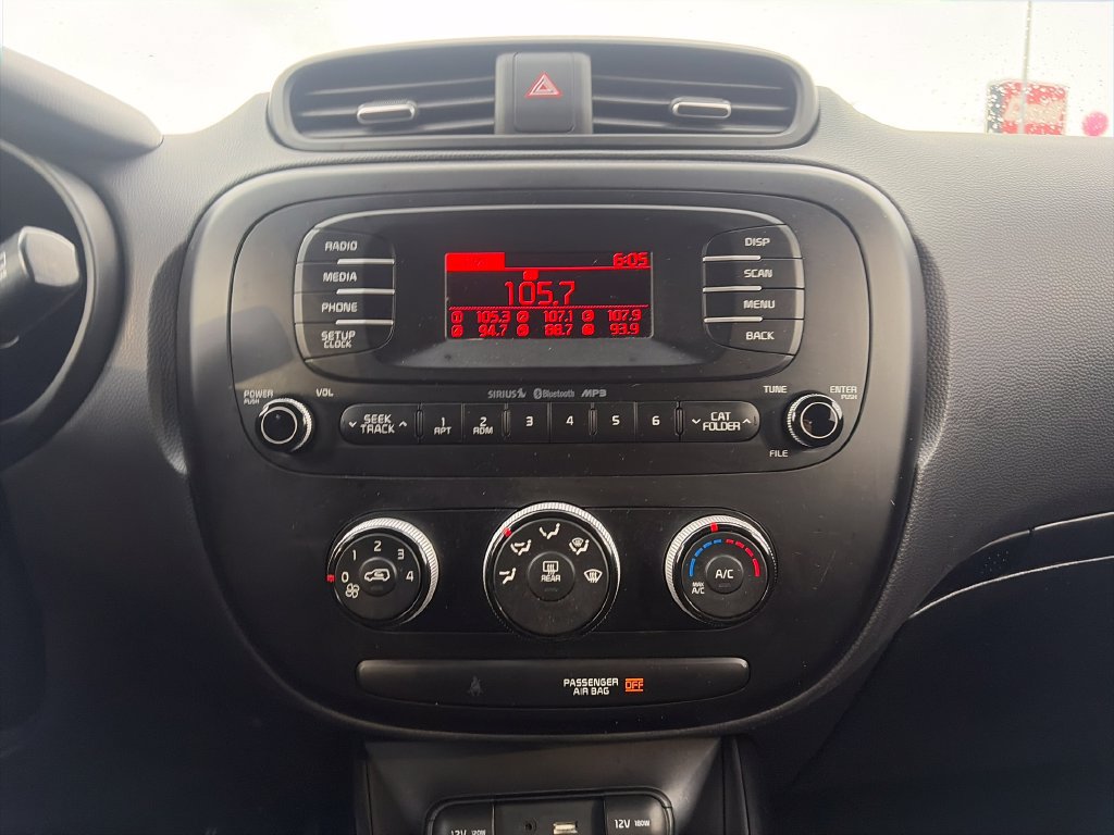 Used 2016 Kia Soul FWD image 25