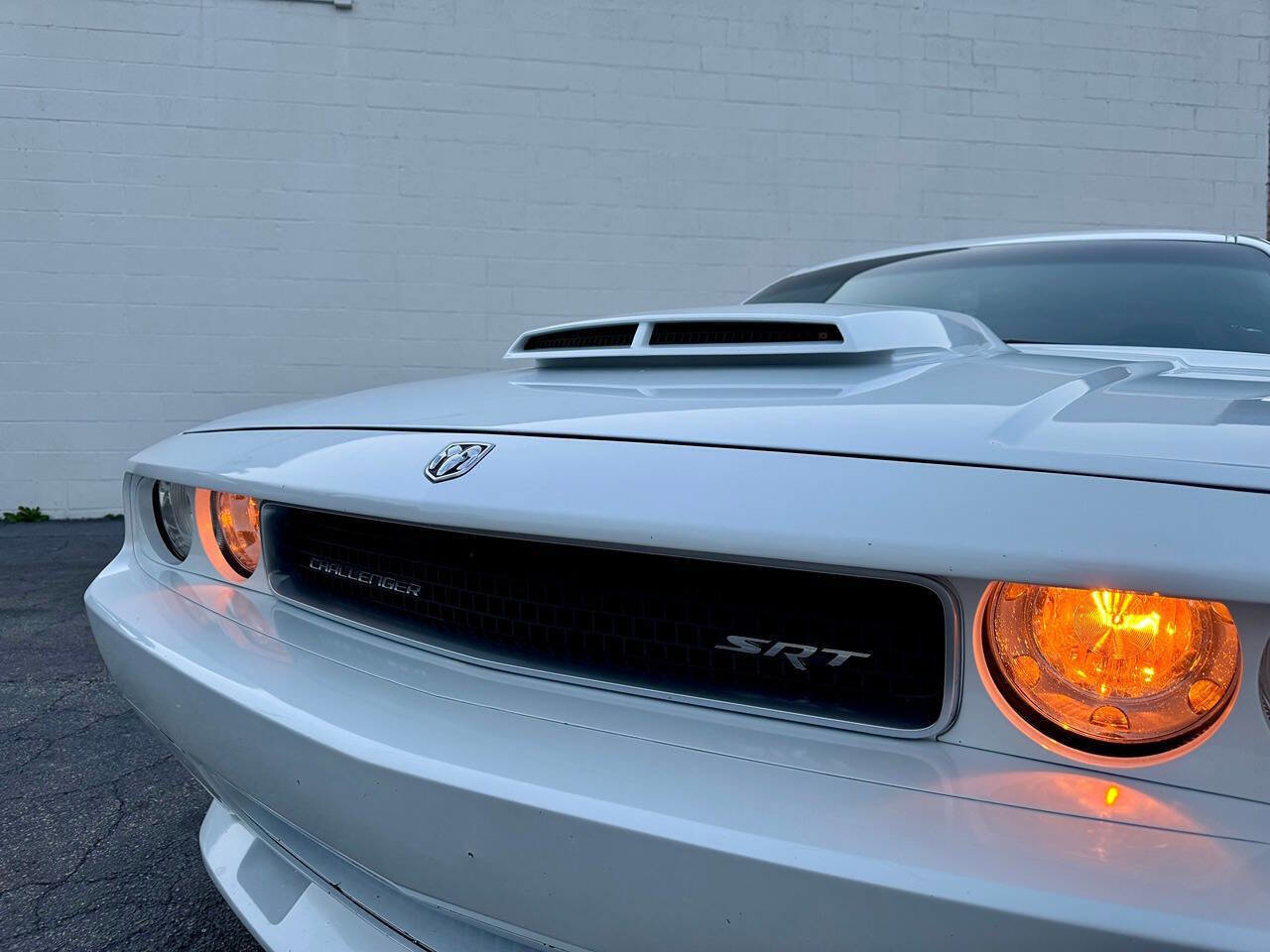Used 2010 Dodge Challenger SRT8 w/ SRT Option Group II image 9