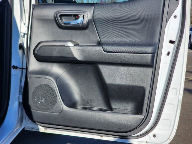 Used 2023 Toyota Tacoma TRD Off-Road image 16