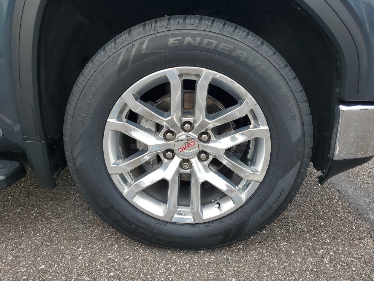 Used 2020 GMC Sierra 1500 SLT w/ SLT Premium Plus Package RWD image 3