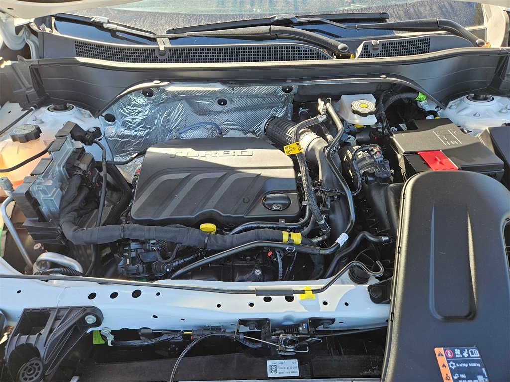 Used 2025 Chevrolet Trax LT w/ LT Convenience Package image 23