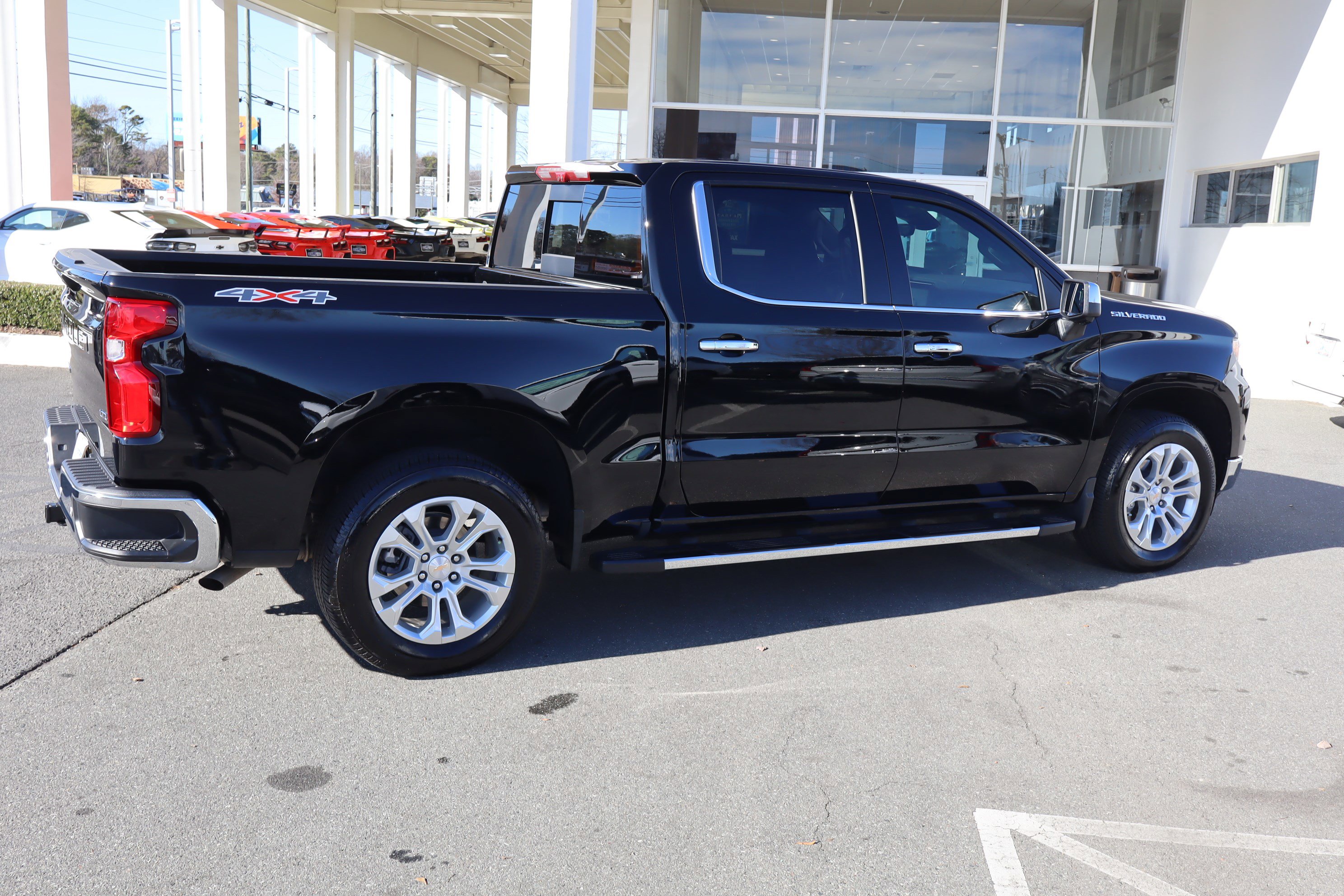 Used 2024 Chevrolet Silverado 1500 LTZ w/ Technology Package image 11