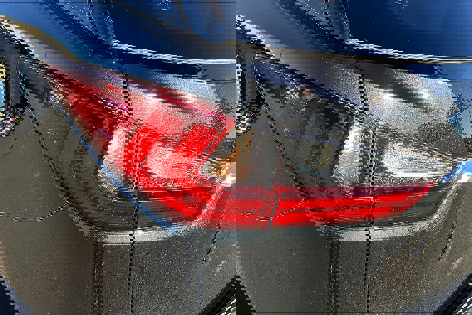 Used 2021 Lexus RX 350L Premium w/ Premium Package image 27