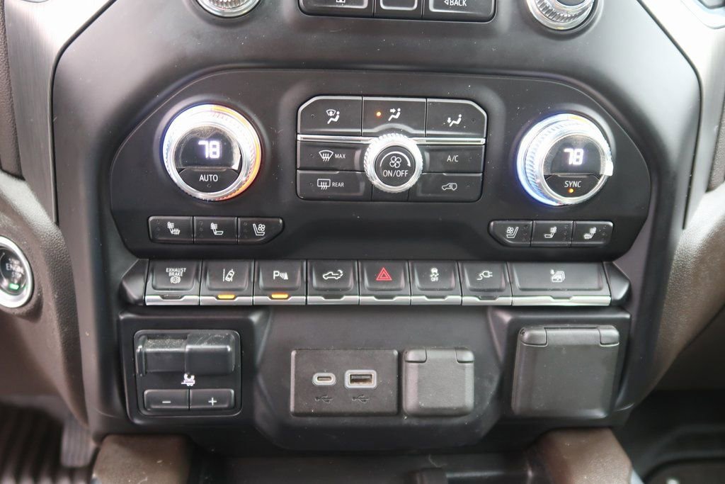 Certified 2023 GMC Sierra 3500 Denali image 24