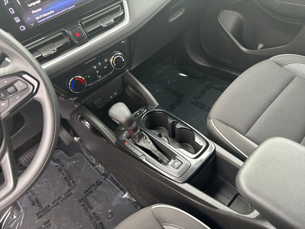 Used 2025 Chevrolet TrailBlazer LT image 21