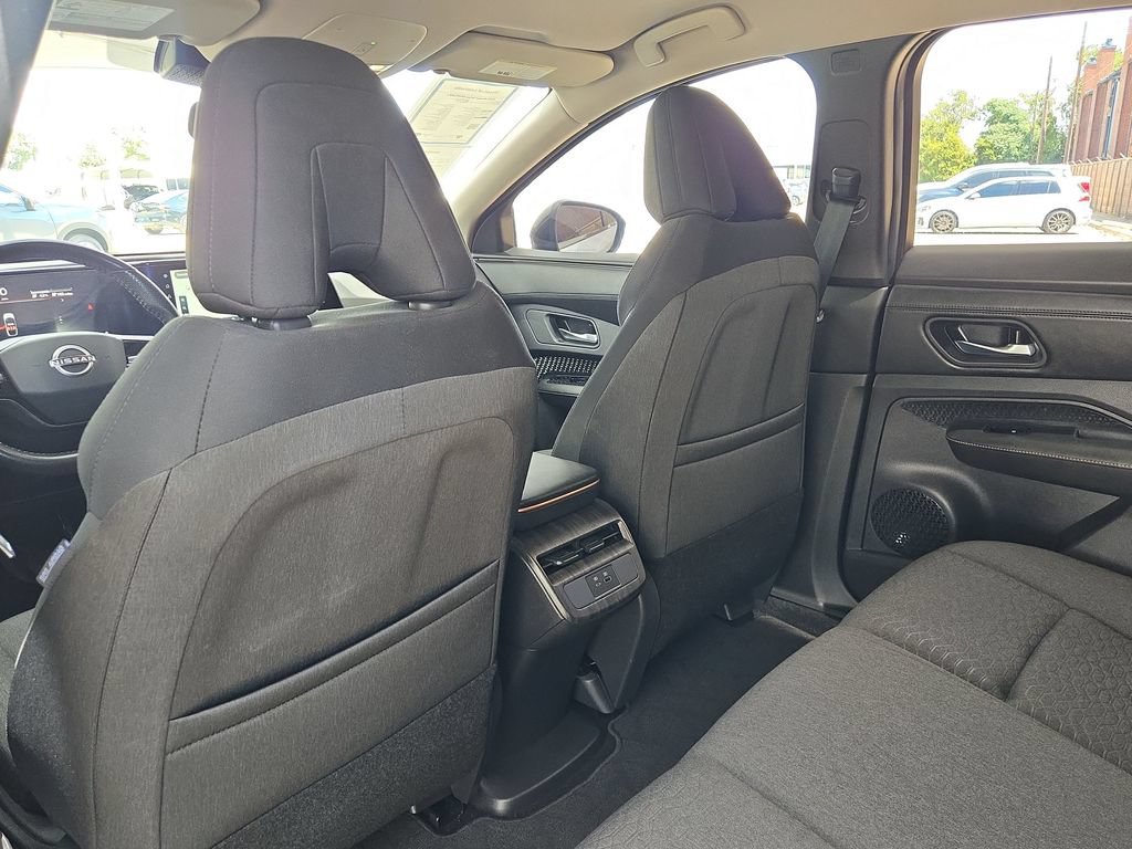 Certified 2023 Nissan Ariya FWD image 32