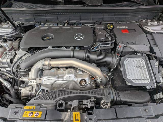 New 2026 Mercedes-Benz GLB 250 4MATIC image 17