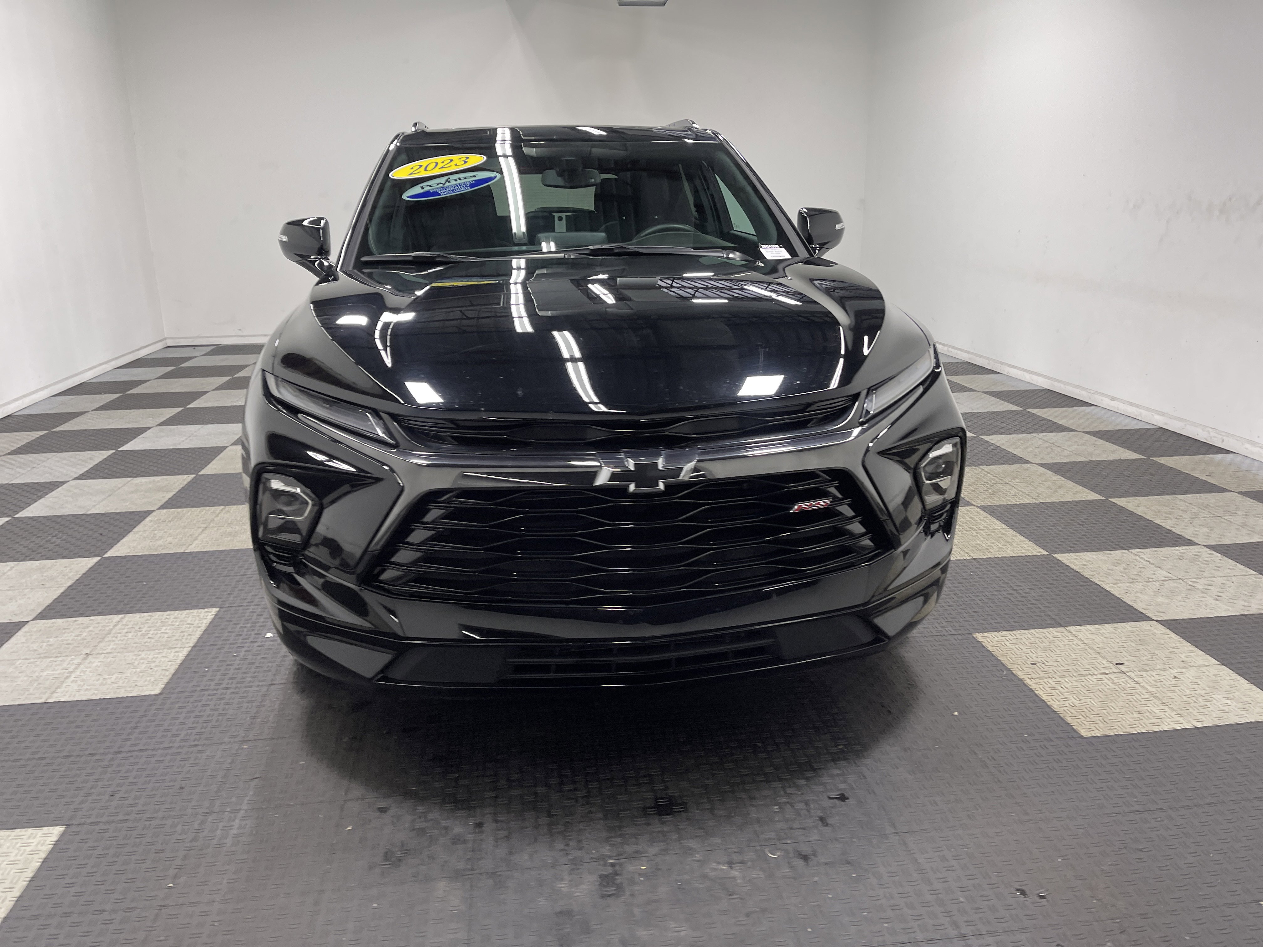 Used 2023 Chevrolet Blazer RS w/ Enhanced Convenience Package image 7
