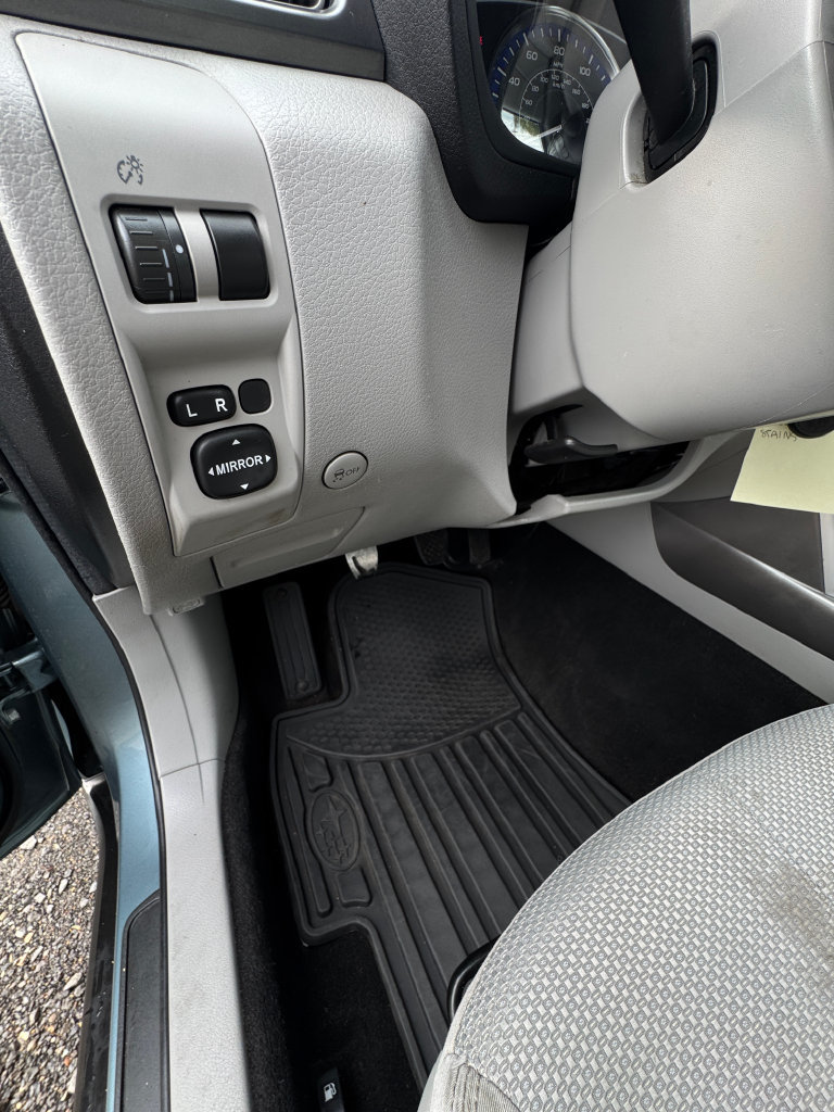 Used 2011 Subaru Forester 2.5X AWD/4WD image 15