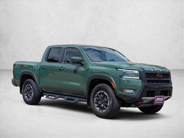 Used 2025 Nissan Frontier PRO-4X w/ Pro Convenience Package AWD/4WD image 3