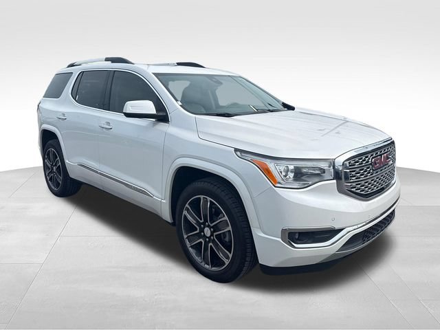 Used 2017 GMC Acadia Denali w/ Technology Package AWD/4WD image 7