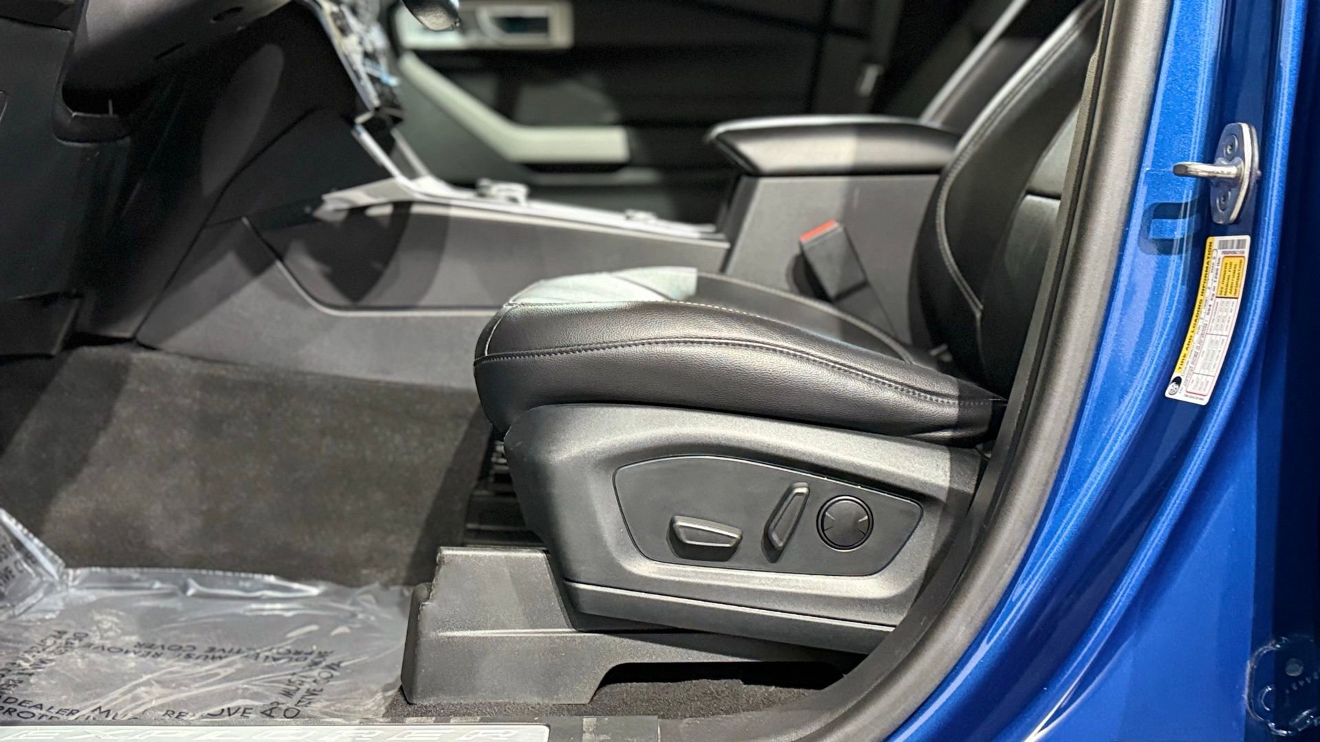 Used 2021 Ford Explorer Limited w/ Equipment Group 301A image 45